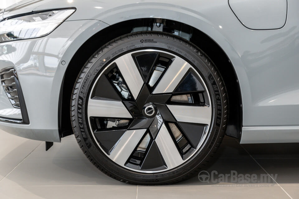 Volvo S60 Mk3 (2019) Exterior