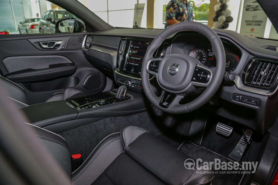 Volvo S60 Mk3 (2019) Interior