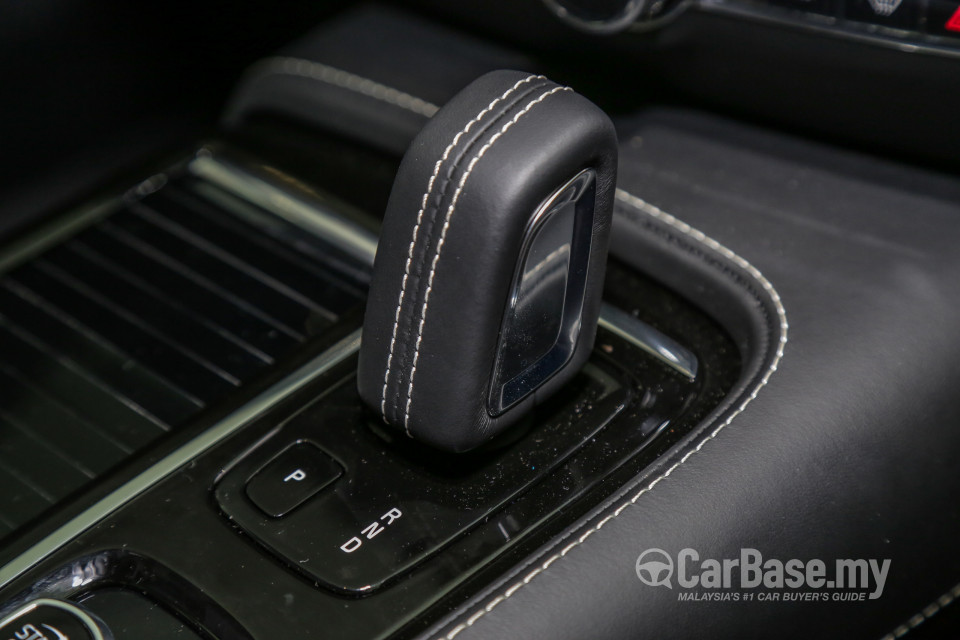 Volvo S60 Mk3 (2019) Interior