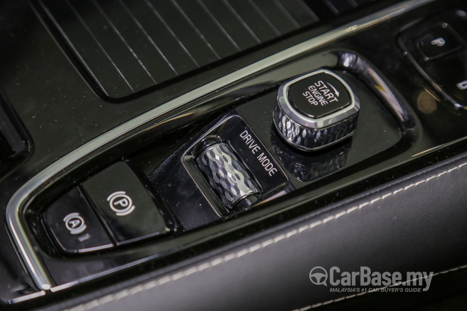 Volvo S60 Mk3 (2019) Interior