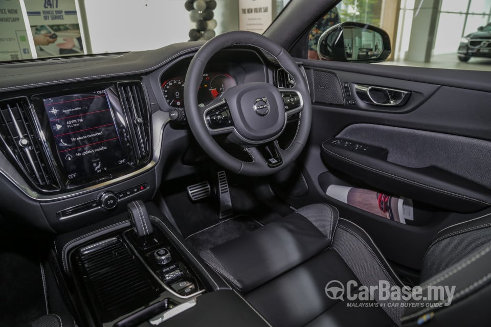 Volvo S60 Mk3 (2019) Interior