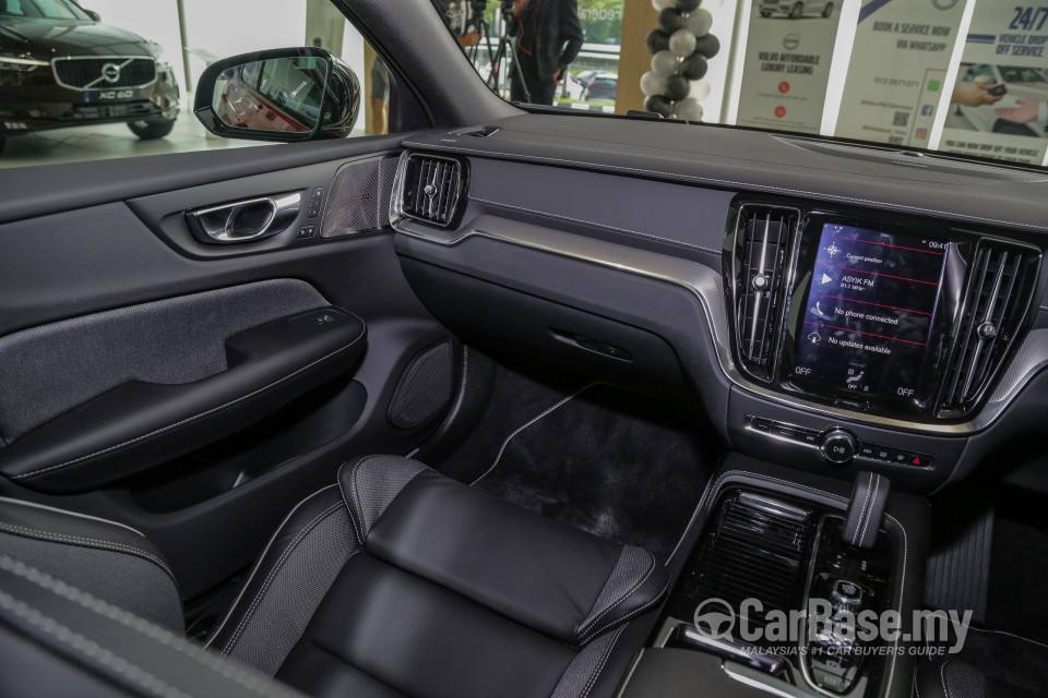 Volvo S60 Mk3 (2019) Interior