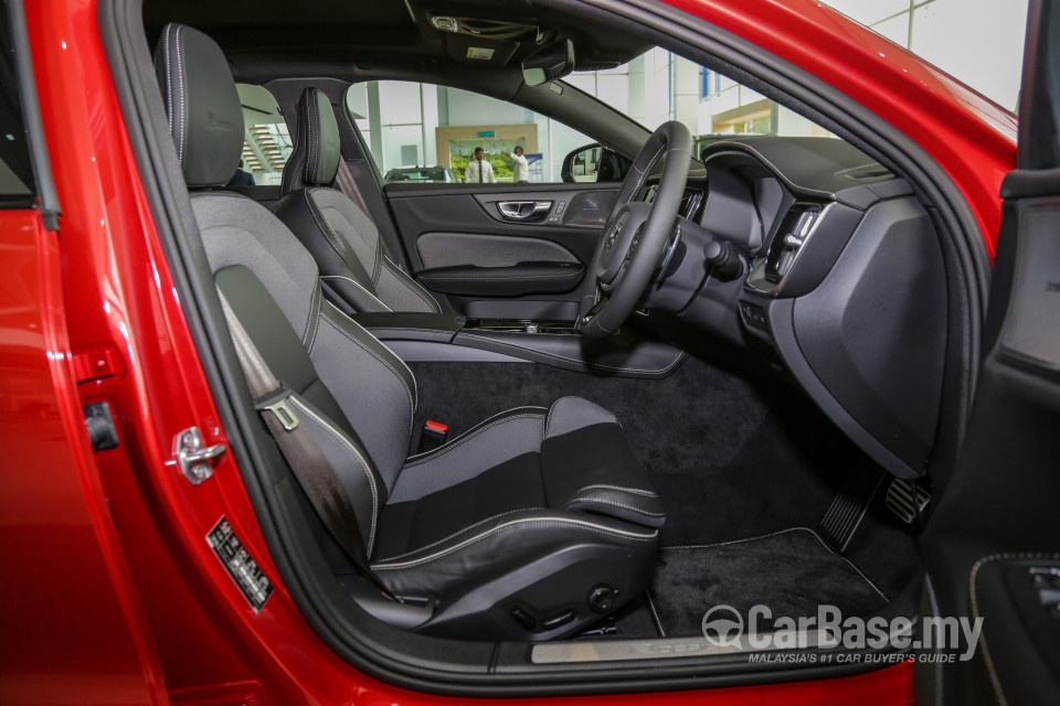Volvo S60 Mk3 (2019) Interior