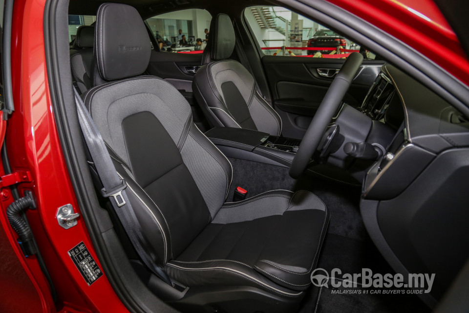 Volvo S60 Mk3 (2019) Interior