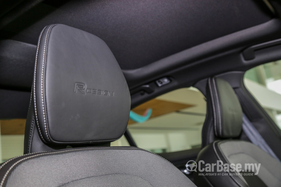 Volvo S60 Mk3 (2019) Interior