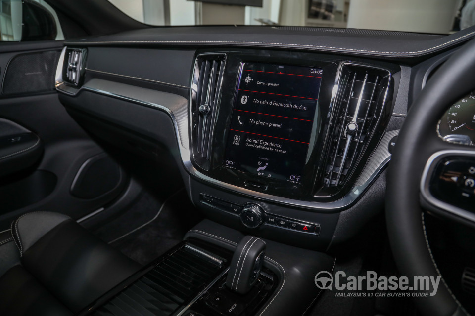 Volvo S60 Mk3 (2019) Interior