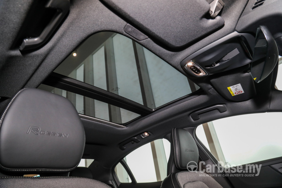 Volvo S60 Mk3 (2019) Interior