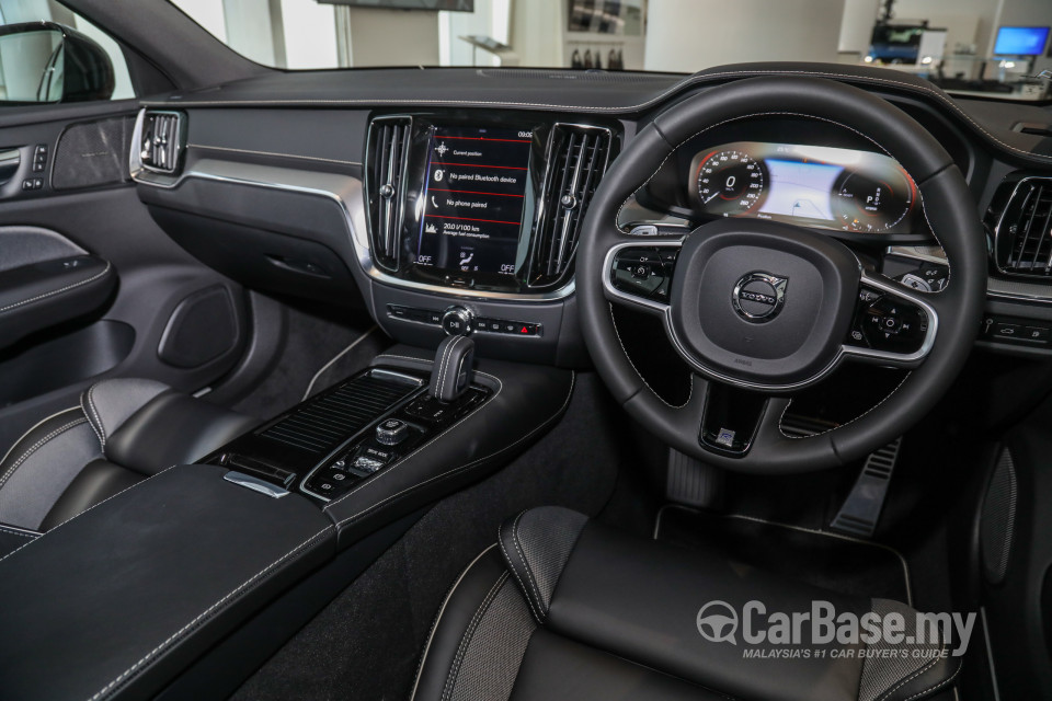 Volvo S60 Mk3 (2019) Interior