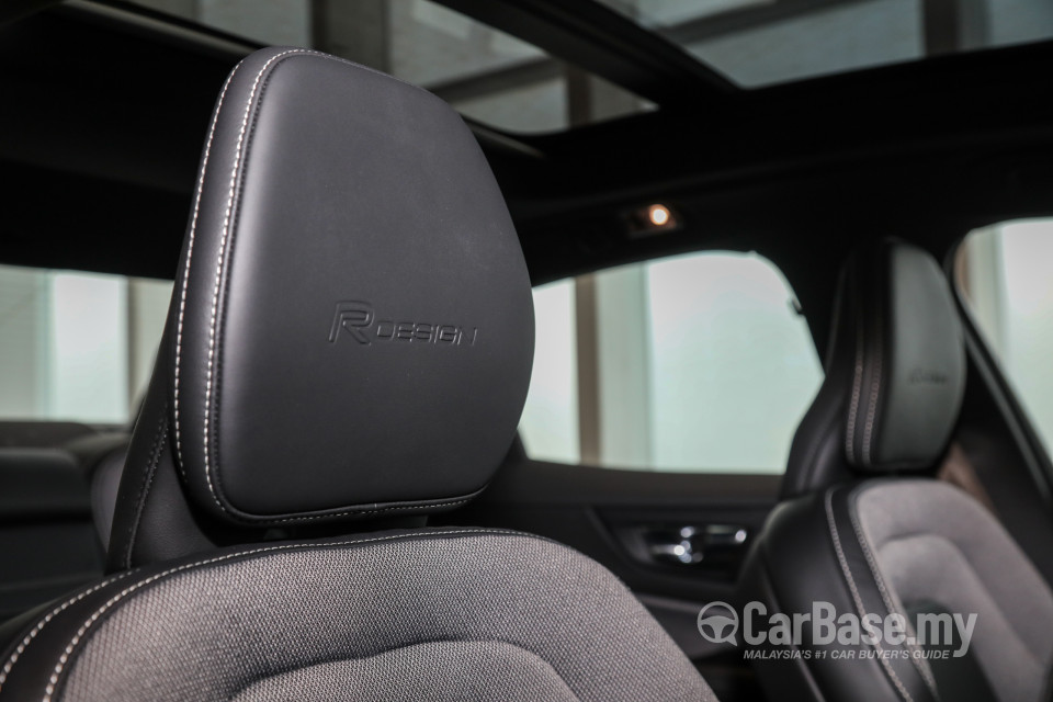 Volvo S60 Mk3 (2019) Interior