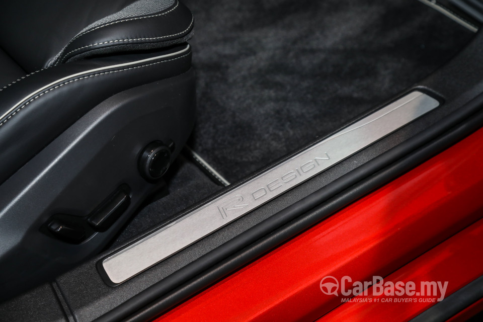 Volvo S60 Mk3 (2019) Interior