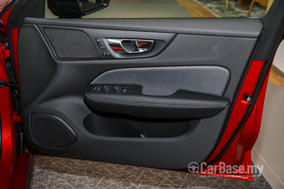 Volvo S60 Mk3 (2019) Interior