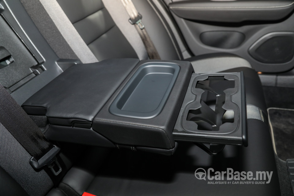 Volvo S60 Mk3 (2019) Interior