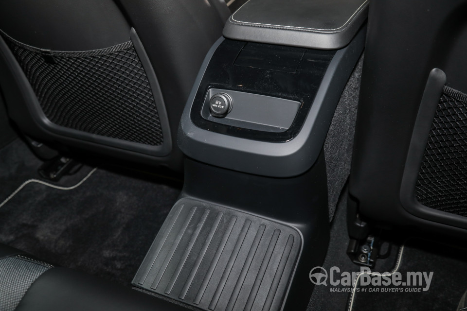 Volvo S60 Mk3 (2019) Interior
