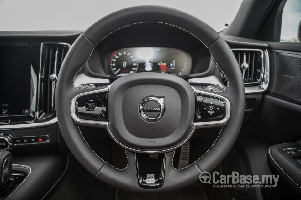 Volvo S60 Mk3 (2019) Interior