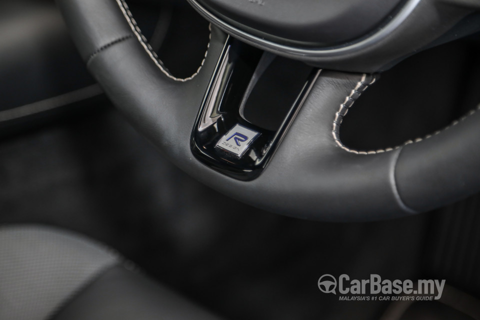 Volvo S60 Mk3 (2019) Interior