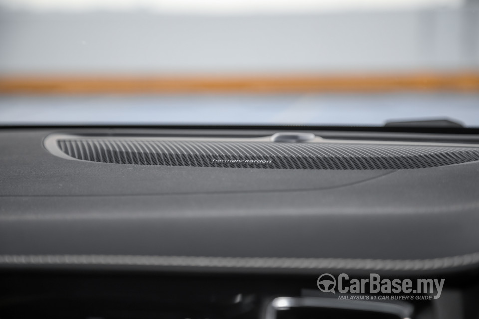 Volvo S60 Mk3 (2019) Interior