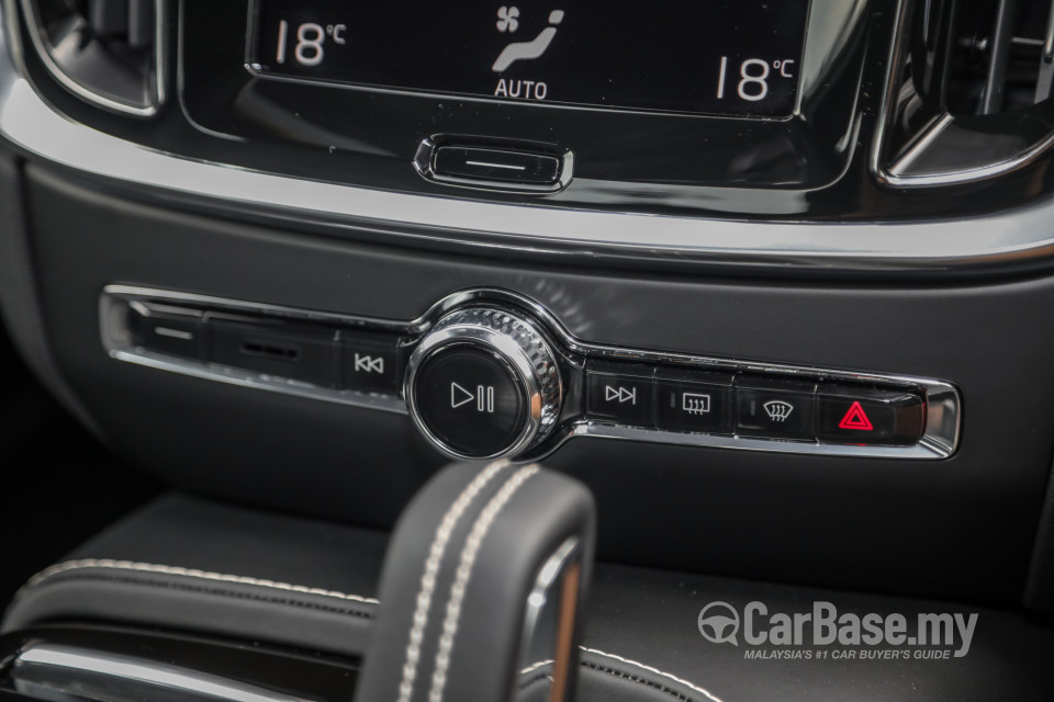 Volvo S60 Mk3 (2019) Interior