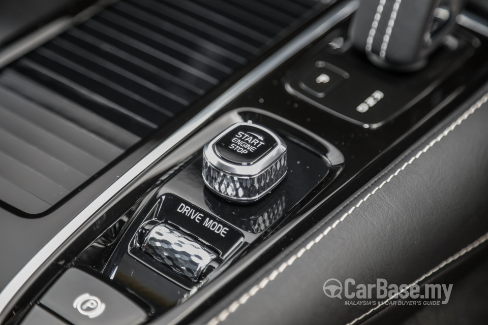 Volvo S60 Mk3 (2019) Interior
