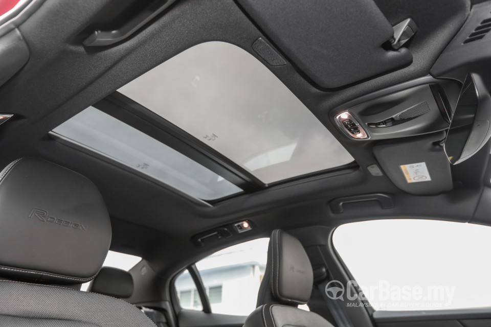 Volvo S60 Mk3 (2019) Interior