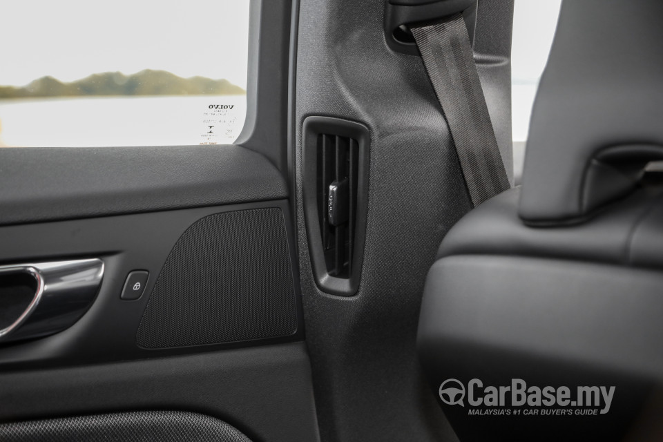Volvo S60 Mk3 (2019) Interior