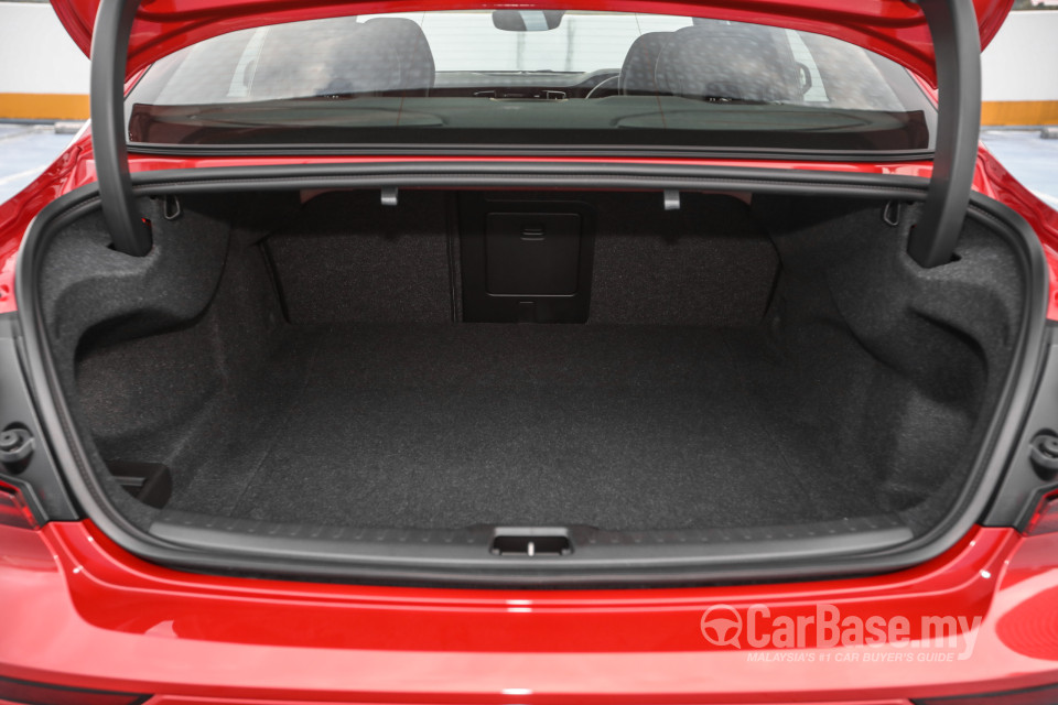 Volvo S60 Mk3 (2019) Interior