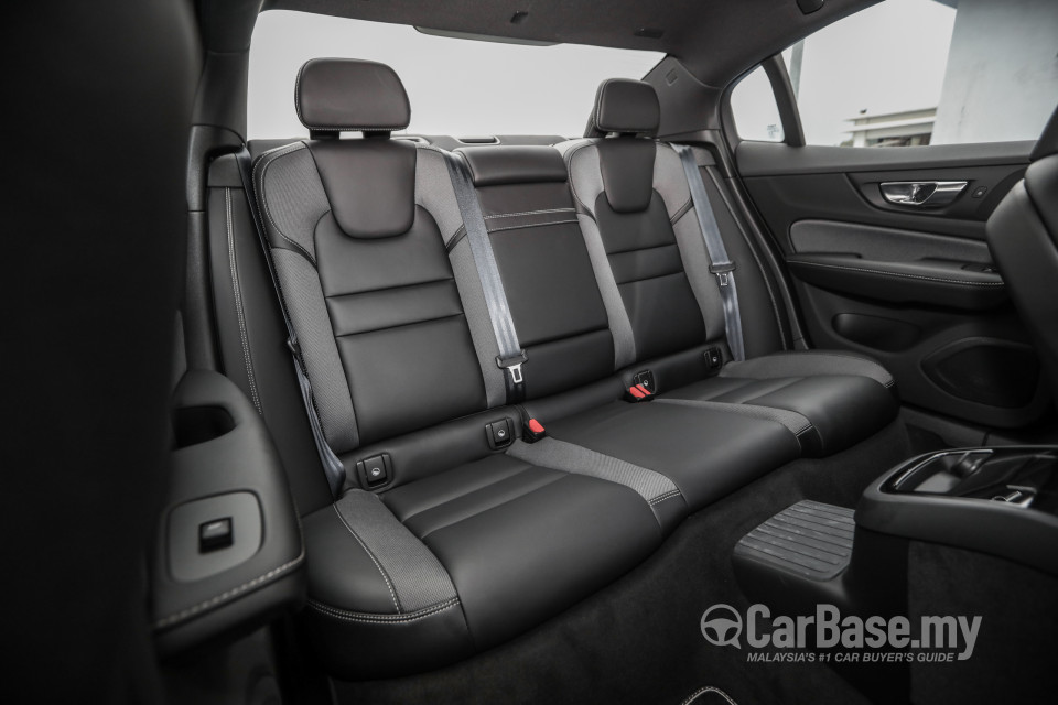 Volvo S60 Mk3 (2019) Interior