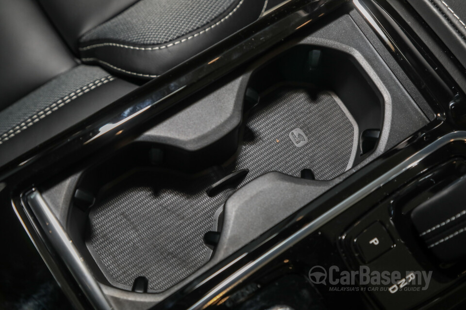 Volvo S60 Mk3 (2019) Interior