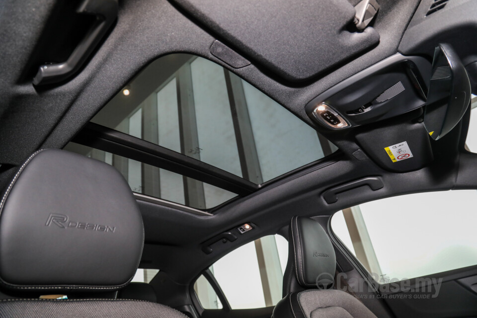 Volvo S60 Mk3 (2019) Interior