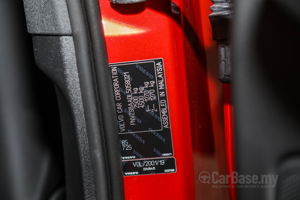 Volvo S60 Mk3 (2019) Interior