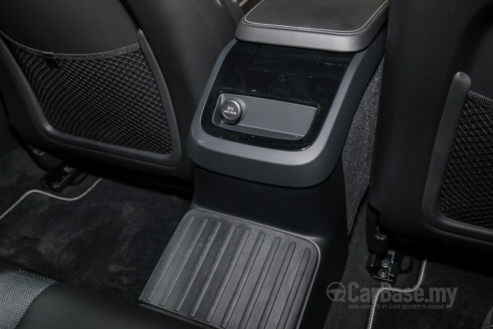 Volvo S60 Mk3 (2019) Interior