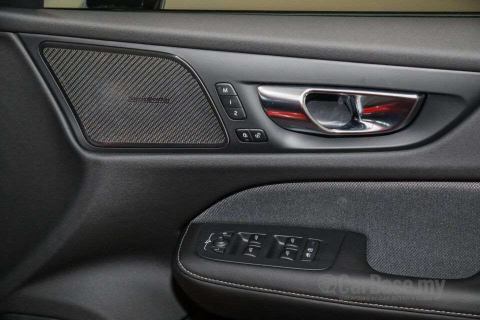 Volvo S60 Mk3 (2019) Interior