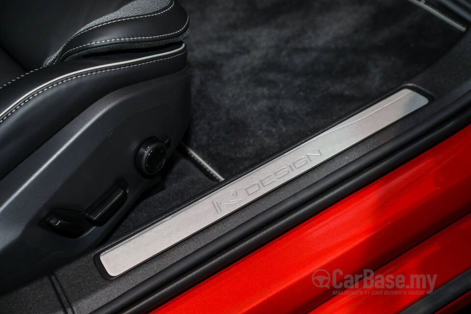 Volvo S60 Mk3 (2019) Interior