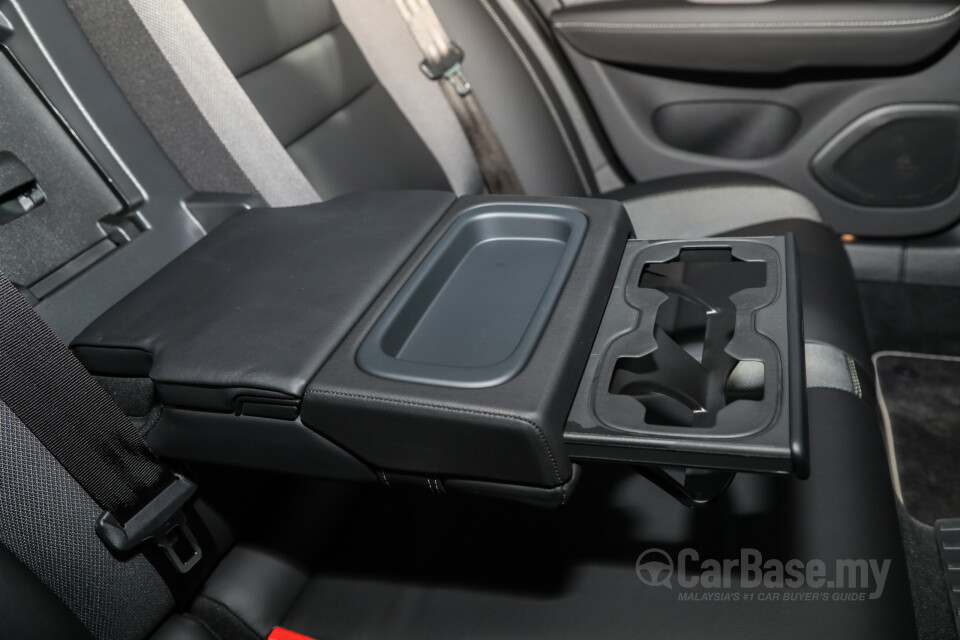 Volvo S60 Mk3 (2019) Interior