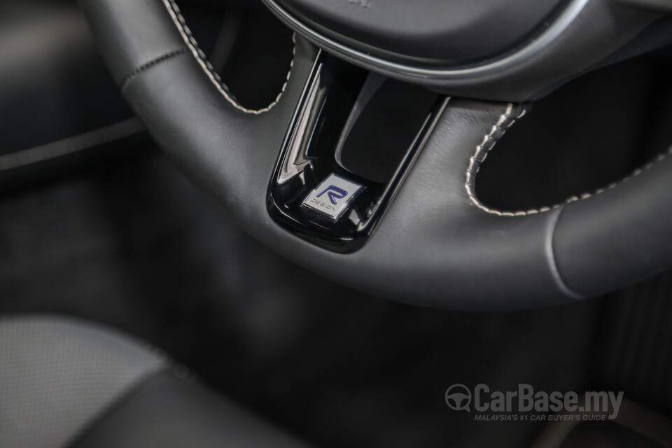 Volvo S60 Mk3 (2019) Interior
