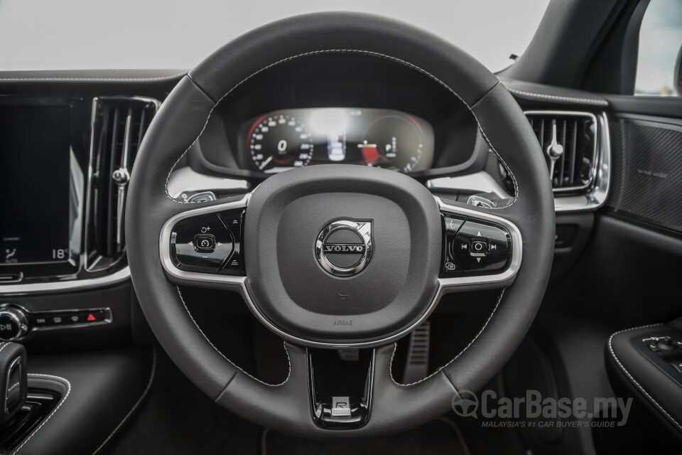 Volvo S60 Mk3 (2019) Interior
