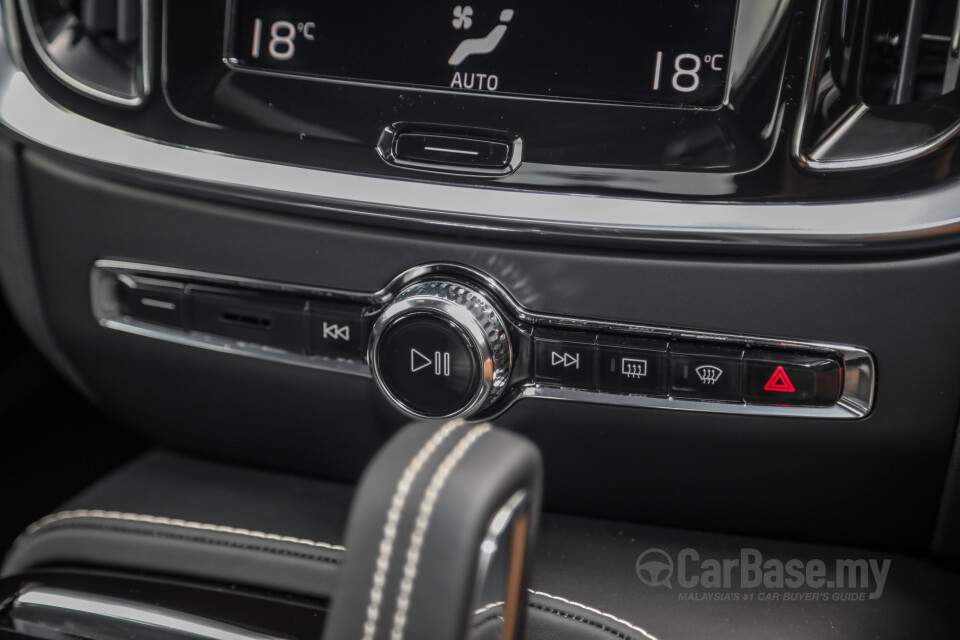 Volvo S60 Mk3 (2019) Interior