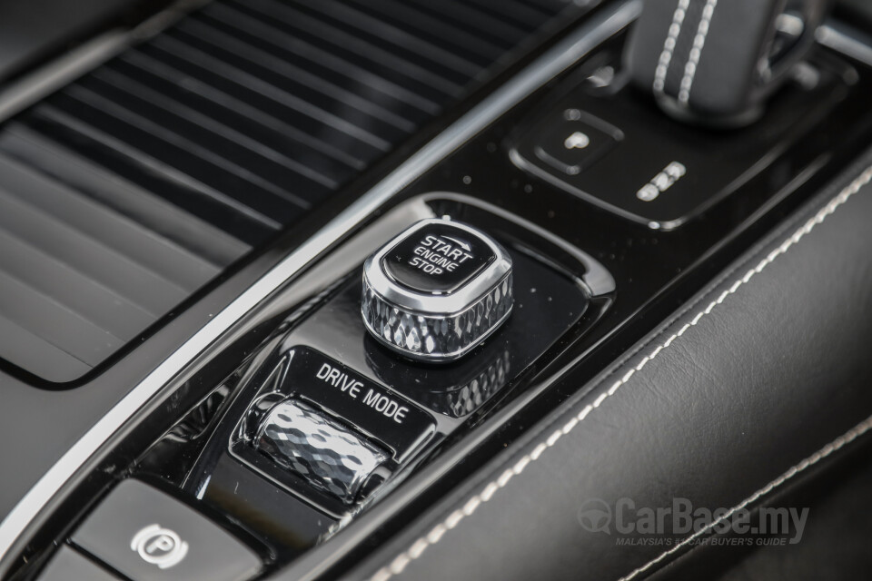Volvo S60 Mk3 (2019) Interior
