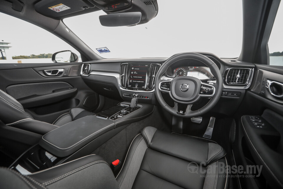 Volvo S60 Mk3 (2019) Interior