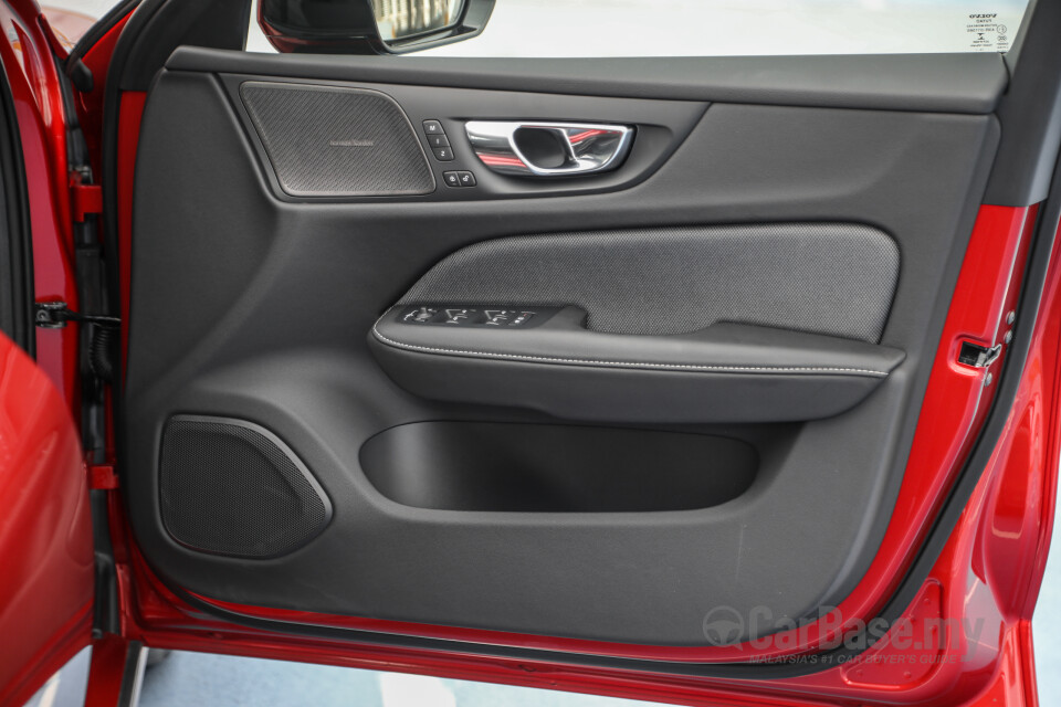 Volvo S60 Mk3 (2019) Interior