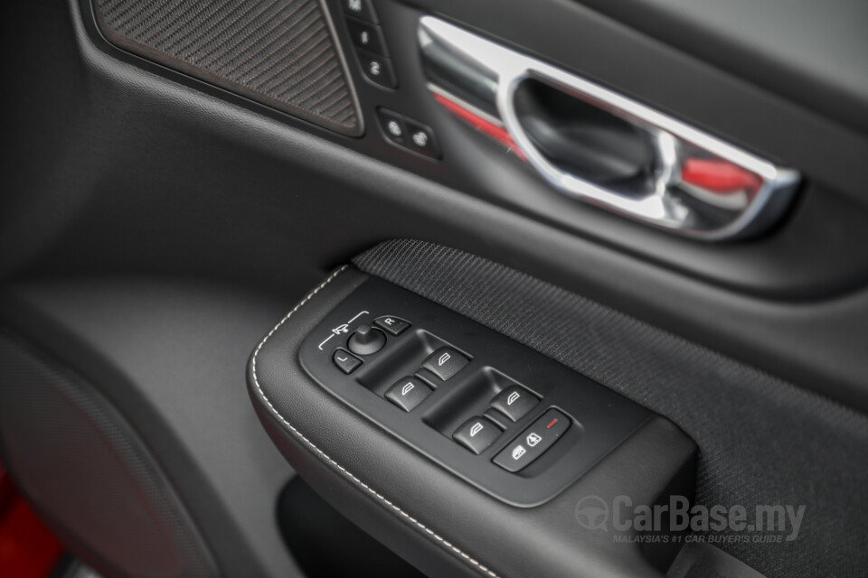 Volvo S60 Mk3 (2019) Interior