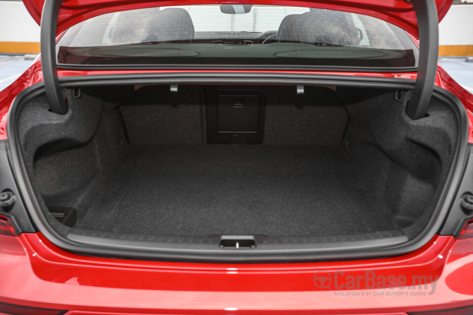 Volvo S60 Mk3 (2019) Interior