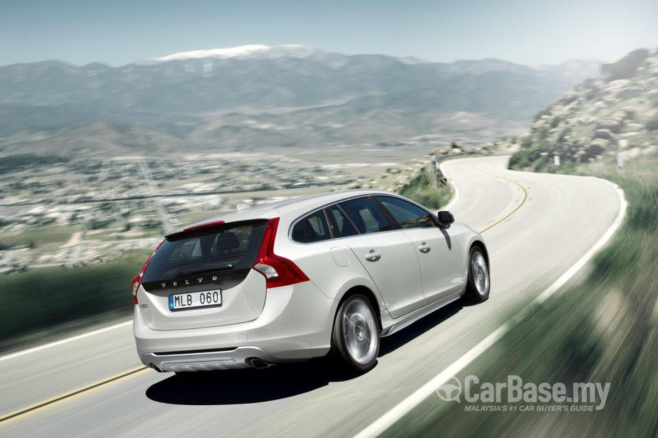 Volvo V60 Mk1 (2012) Exterior