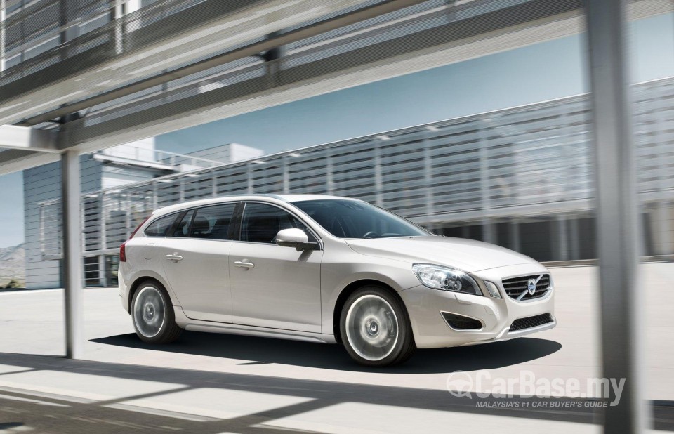 Volvo V60 Mk1 (2012) Exterior