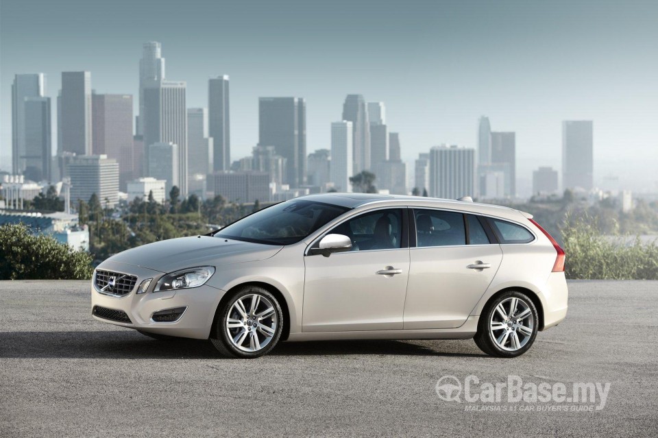 Volvo V60 Mk1 (2012) Exterior