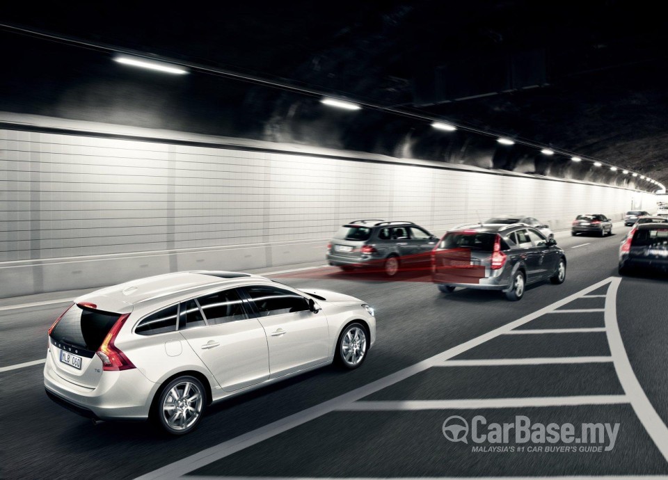 Volvo V60 Mk1 (2012) Exterior