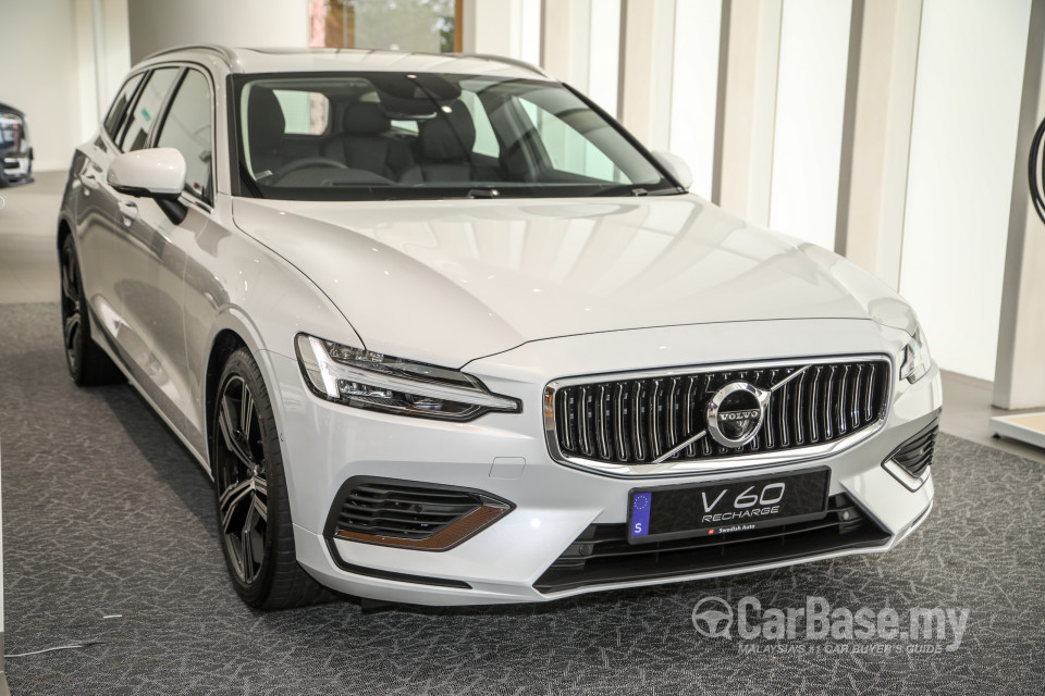Volvo V60 Mk2 (2022) Exterior