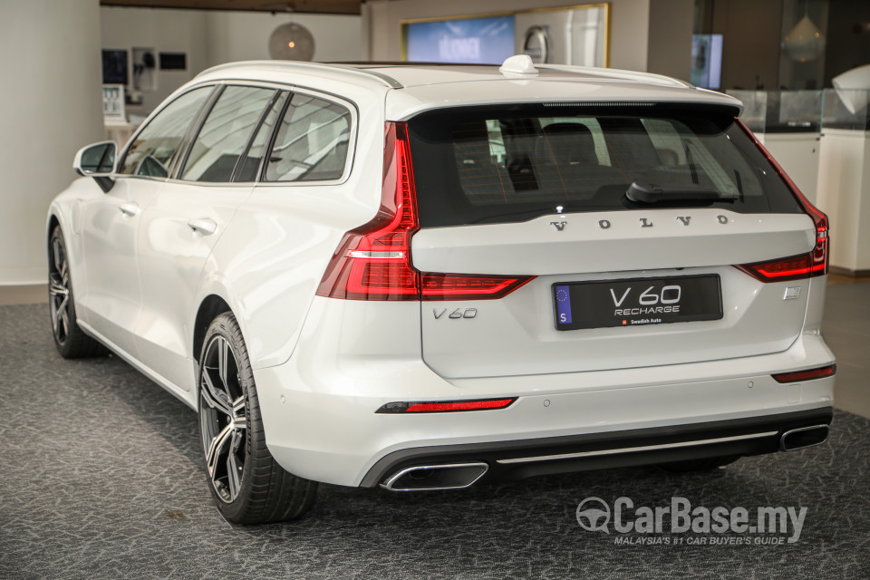 Volvo V60 Mk2 (2022) Exterior