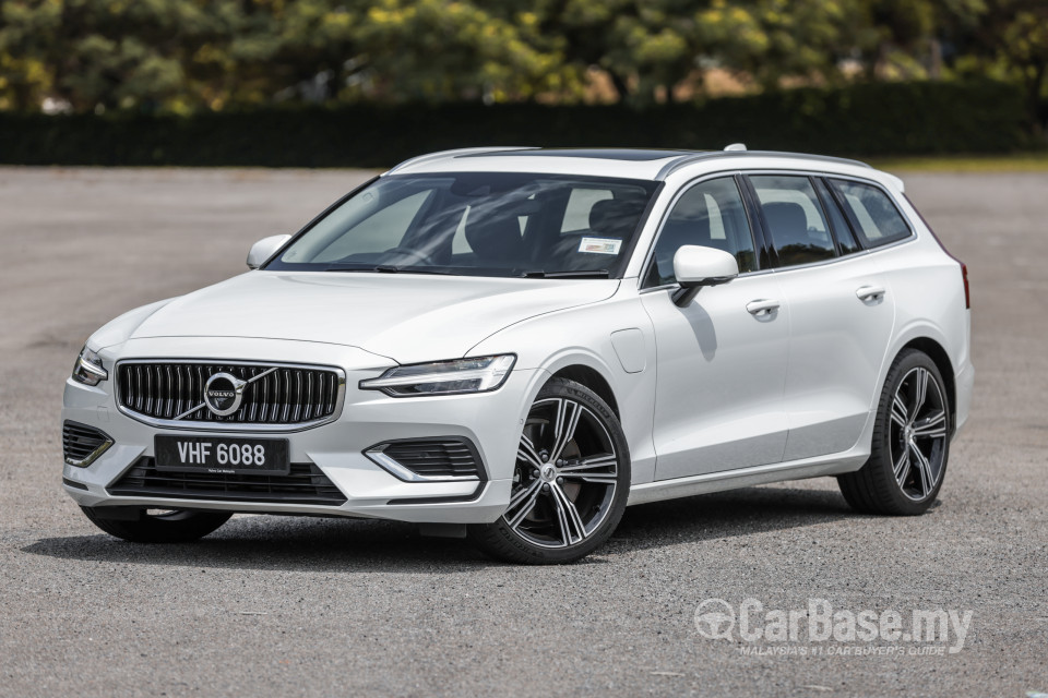 Volvo V60 Mk2 (2022) Exterior