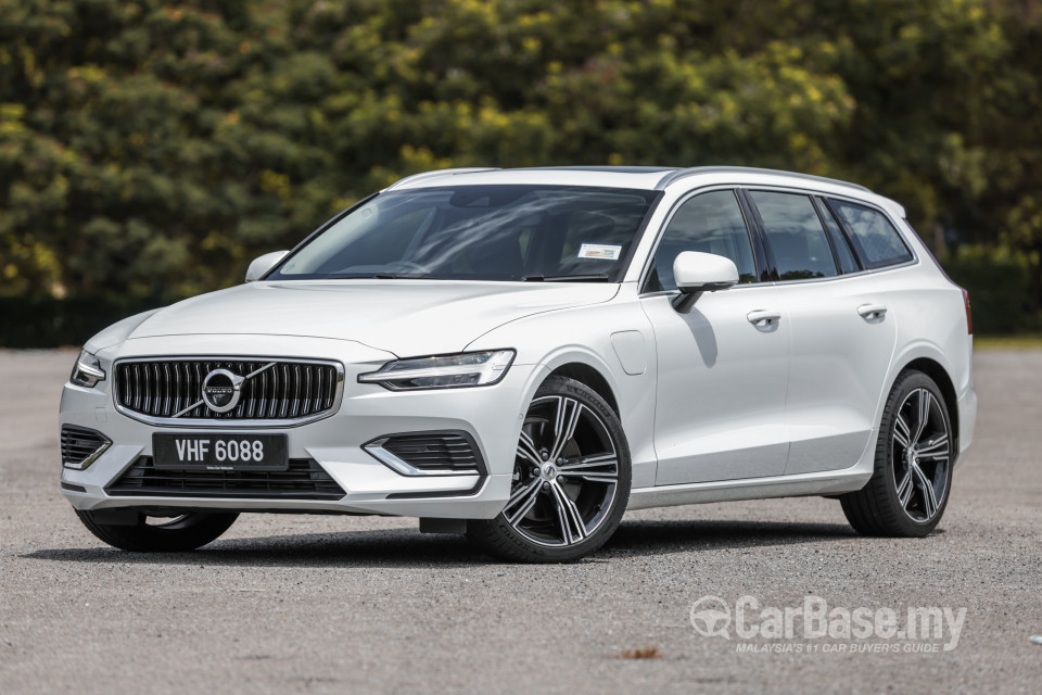 Volvo V60 Mk2 (2022) Exterior
