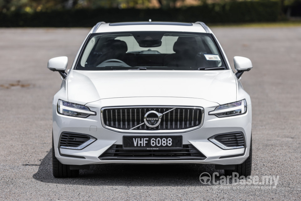 Volvo V60 Mk2 (2022) Exterior